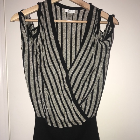 Cache top - Picture 2 of 3